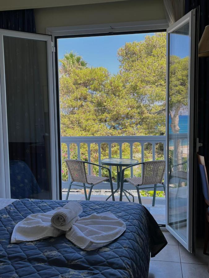 Theodorou Beach Hotel Apartments Psalidi  Exterior photo